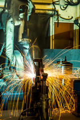 The movement of the welding roboty © tum2282