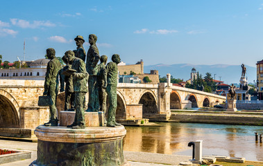 Monument of the Boatmen of Salonica in Skopje - Macedonia - obrazy, fototapety, plakaty