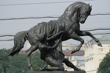 Памятник 