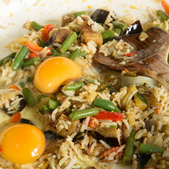 Poëlée de légumes-riz-oeuf