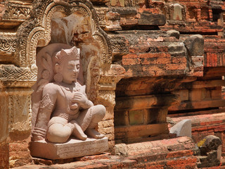 A statue at the buddhist temple
