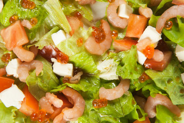 salad with shrimps