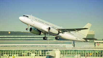 Airplane © Tomasz Warszewski