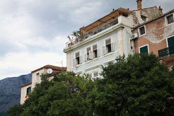 Fototapeta na wymiar Building in Makarska