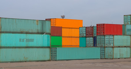 Fototapeta premium Containers