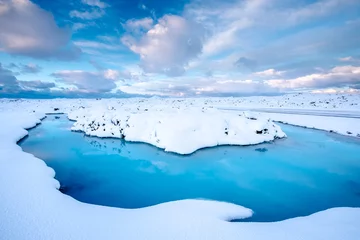 Papier Peint photo Lavable Bleu Winter landscape in Iceland