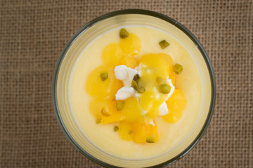 Mango Dessert im Glas 