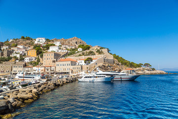Fototapeta na wymiar Hydra island in Greece