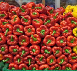 Fresh bell peppers for sale