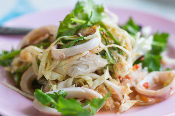 Spicy noodle salad