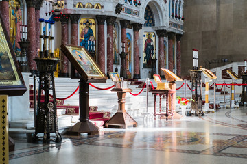 Obraz premium Interior of the Naval cathedral in Kronstadt. Russia. Saint Petersburg.