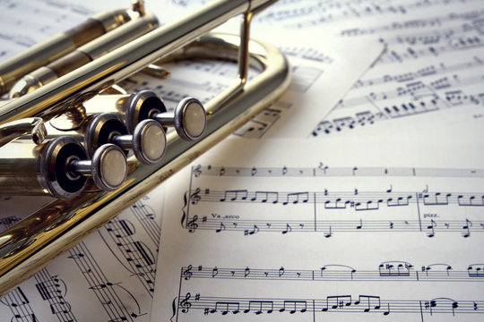 Trumpet on sheet music