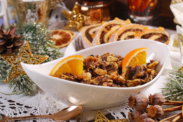 noodles with poppy seeds and dried fruits for christmas eve supp