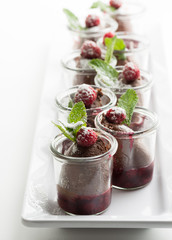 Mousse auf Chocolat im Becher