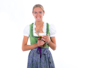 junge frau mit bierkrug