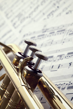Trumpet on sheet music