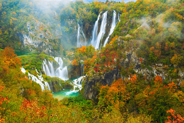 Fototapeta premium Autum colors and waterfalls of Plitvice National Park