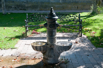 Naklejka premium Drinking water fountain