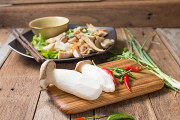 rich noodle paste with bean sprout