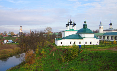 Suzdal, Church of the Entry Into Jerusalem and Pyatnitskaya Chur