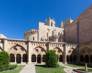 Deurstickers Gothic cloister of Tarragona Cathedral © JackF