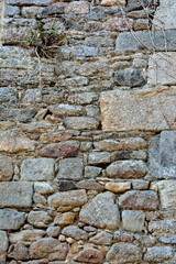 Mur de pierres en granit. Bretagne