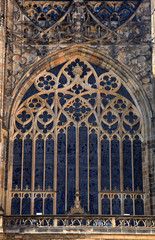 Obraz premium Gothic window of St.Vitus cathedral in Prague