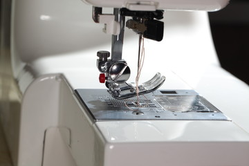 Sew on the sewing machine