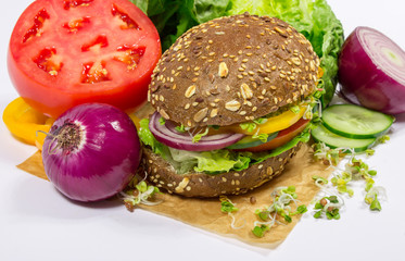 Vegetarian sandwich with fresh vegetables.