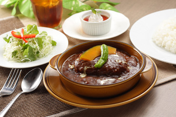 ハンバーグカレーセット