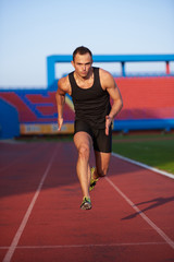 Obraz premium Athletic man start