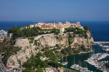 Fototapeta na wymiar Castle hill and old town of Monaco