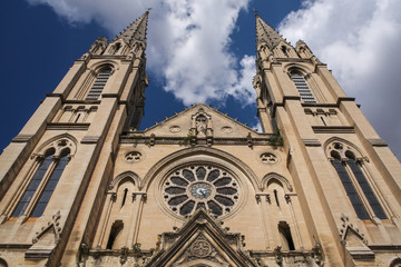 Fototapeta na wymiar Two towers of Saint-Baudile church in Nimes, France