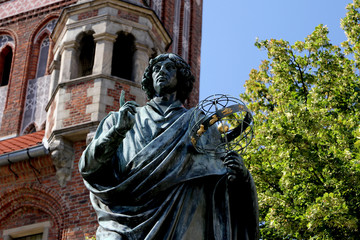  Monument of Copernicus in Torun