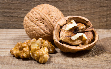Walnut - closeup.