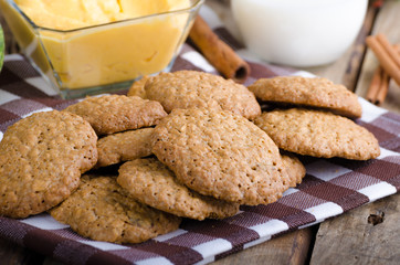 Homemade cookies with pumpkin cinnamon dip