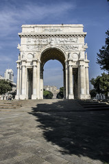Fototapeta na wymiar Genova,arco di trionfo