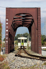 ローカル線の鉄橋