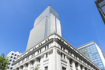 三越前、日本橋宝町のオフィスビル