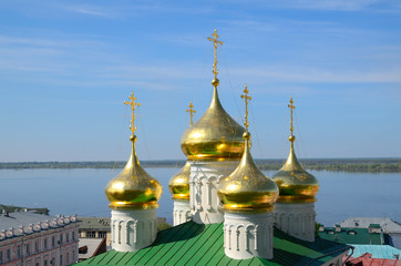 Fototapeta na wymiar Volga river and old russian church