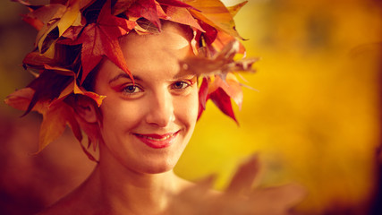 Ragazza Autunno © CreativePhotography