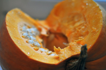  Pumpkin cut  for cooking  to Halloween