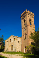 Fototapeta na wymiar Chiesa di San Paolo sul colle di Trebbio, Fiastra