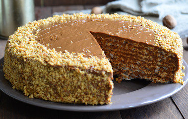 Nut Cake 