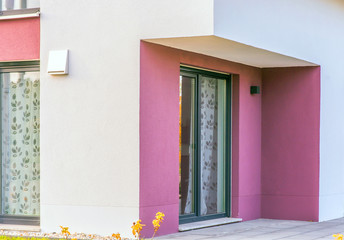 Terrasse eines modernen Hauses