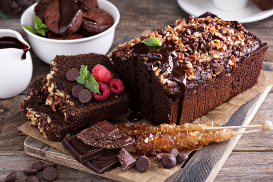 Chocolate loaf cake with nuts