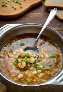 Vegetarian soup with beans and vegetables