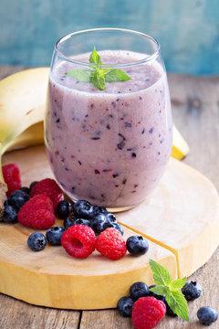 Banana and mixed berry smoothie