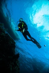 Papier Peint photo Plonger scuba diving diver woman sea underwater coral indonesia bali girl