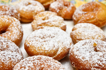 Roscos de azúcar.
